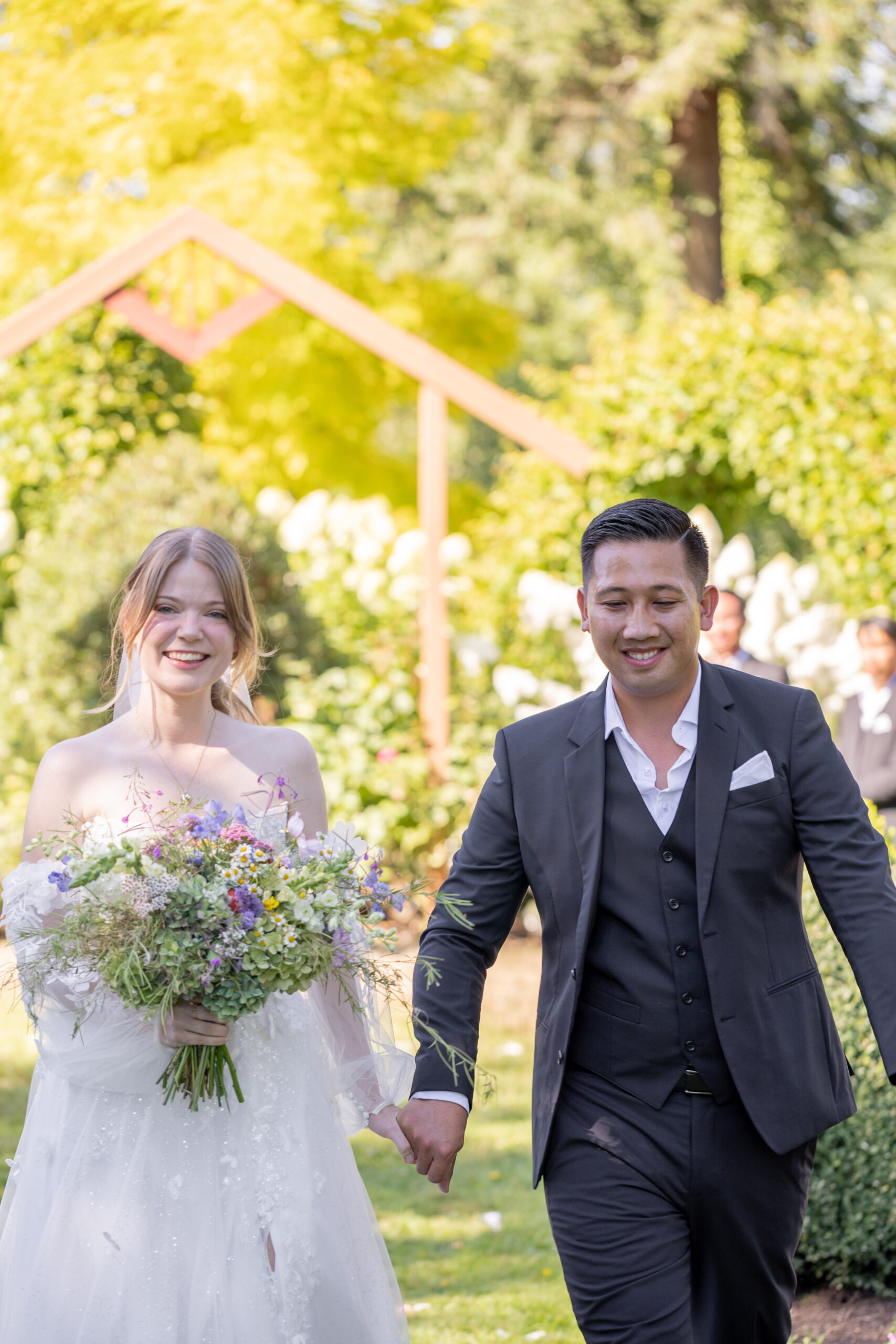 froggsong-gardens-vashon-island-wedding