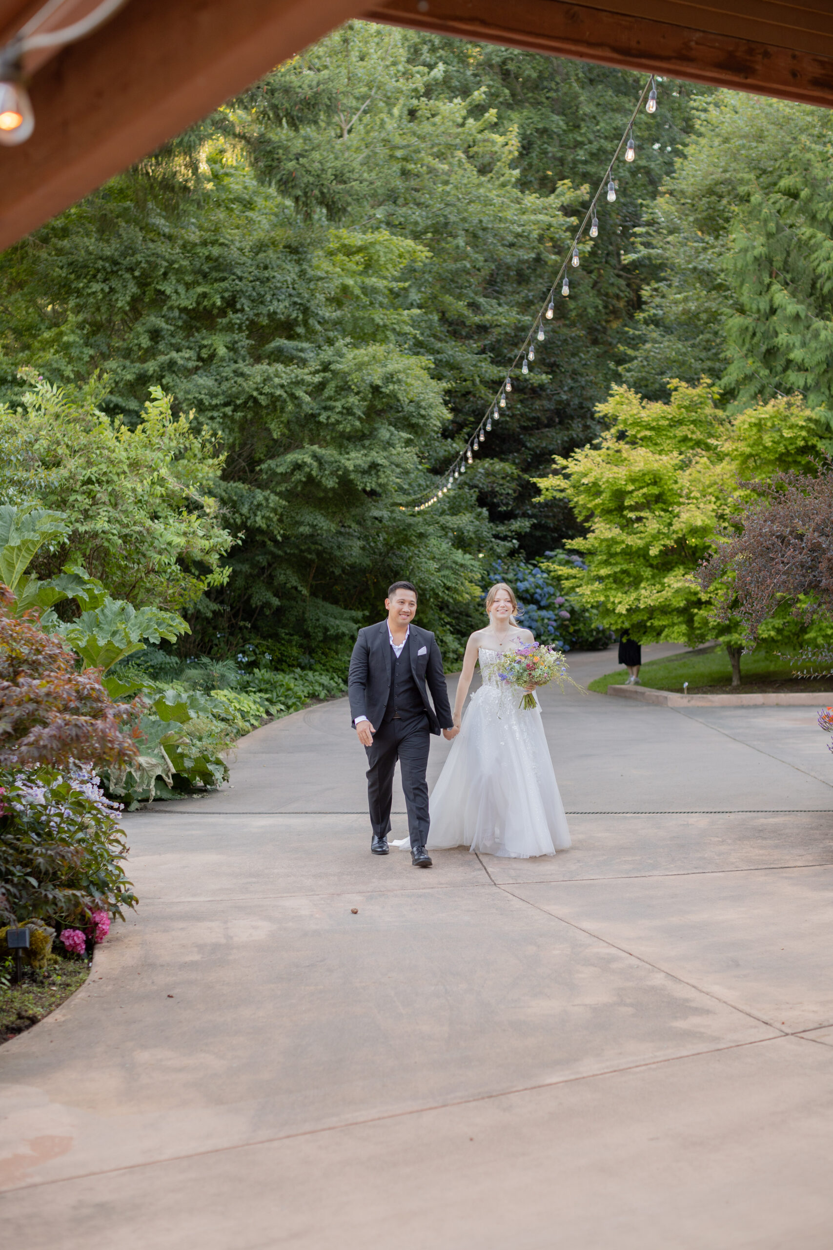 washington-outdoor-wedding-at-a-garden