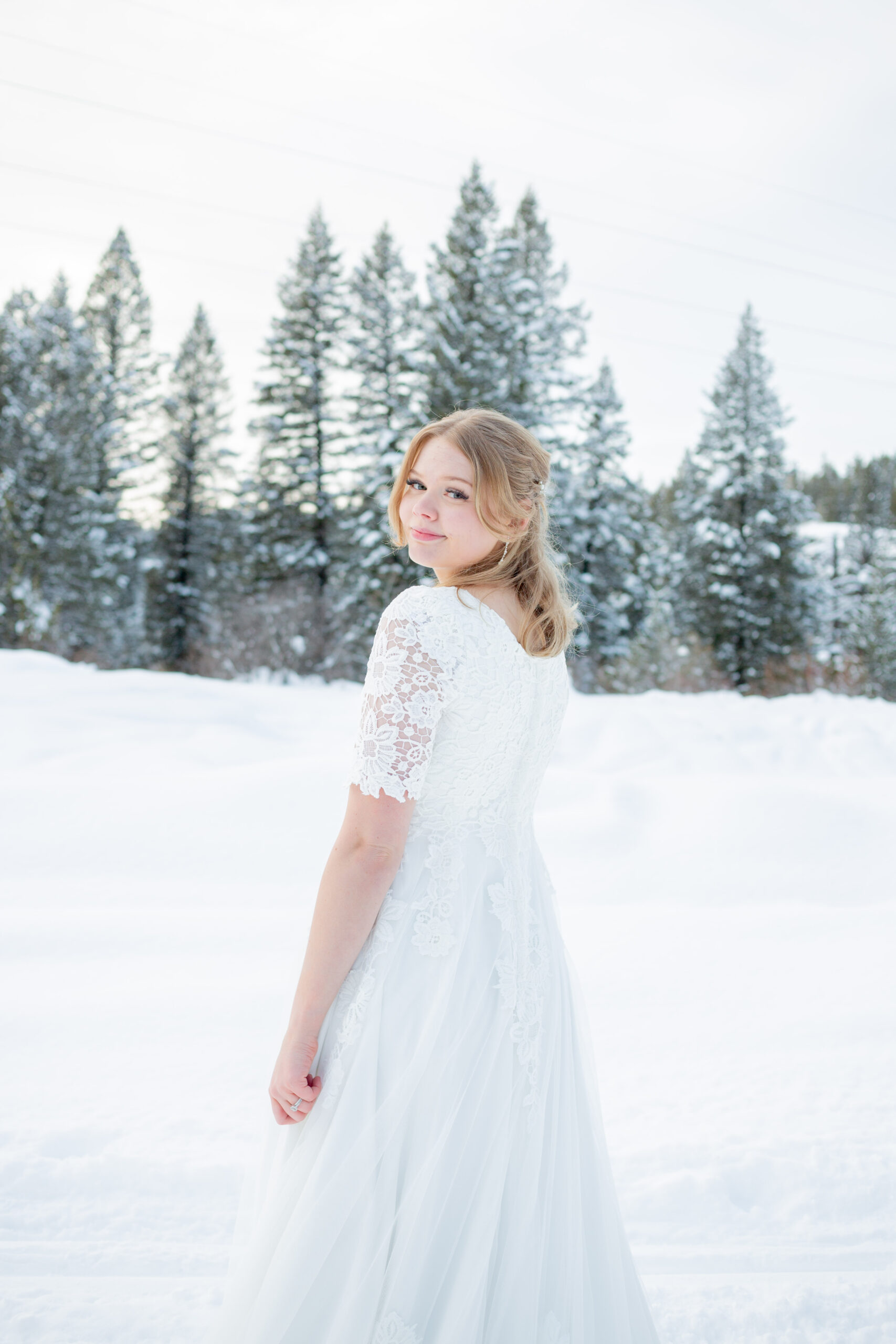 snowy-mountain-bridals-ashton-idaho