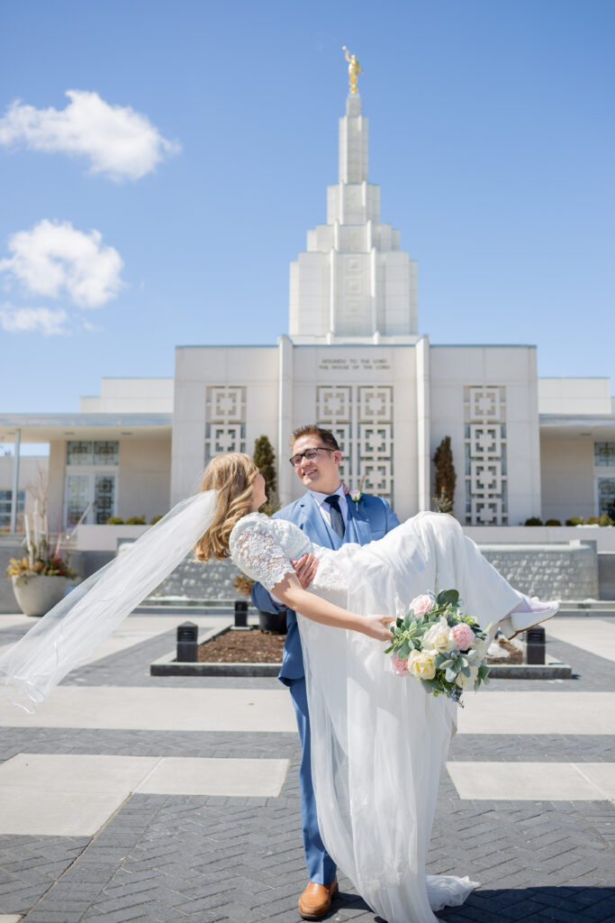 idaho-falls-temple-wedding