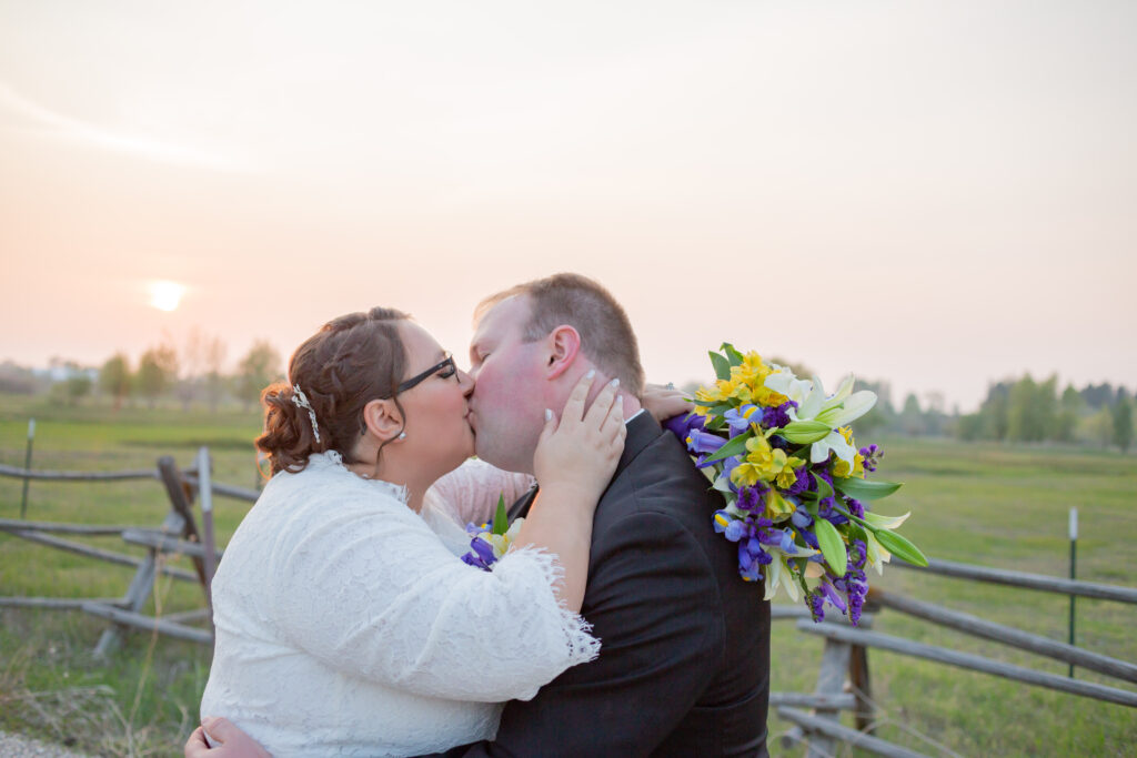 smoky-sunset-bridals-photographer