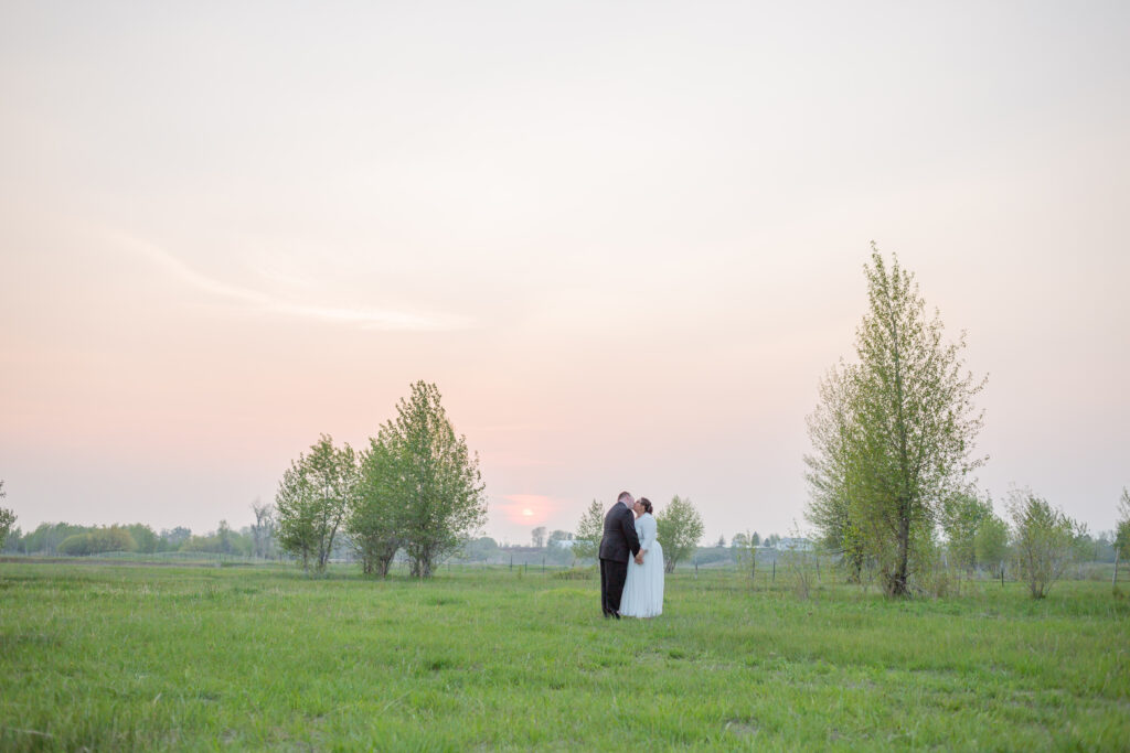 smoky-sunset-bridals