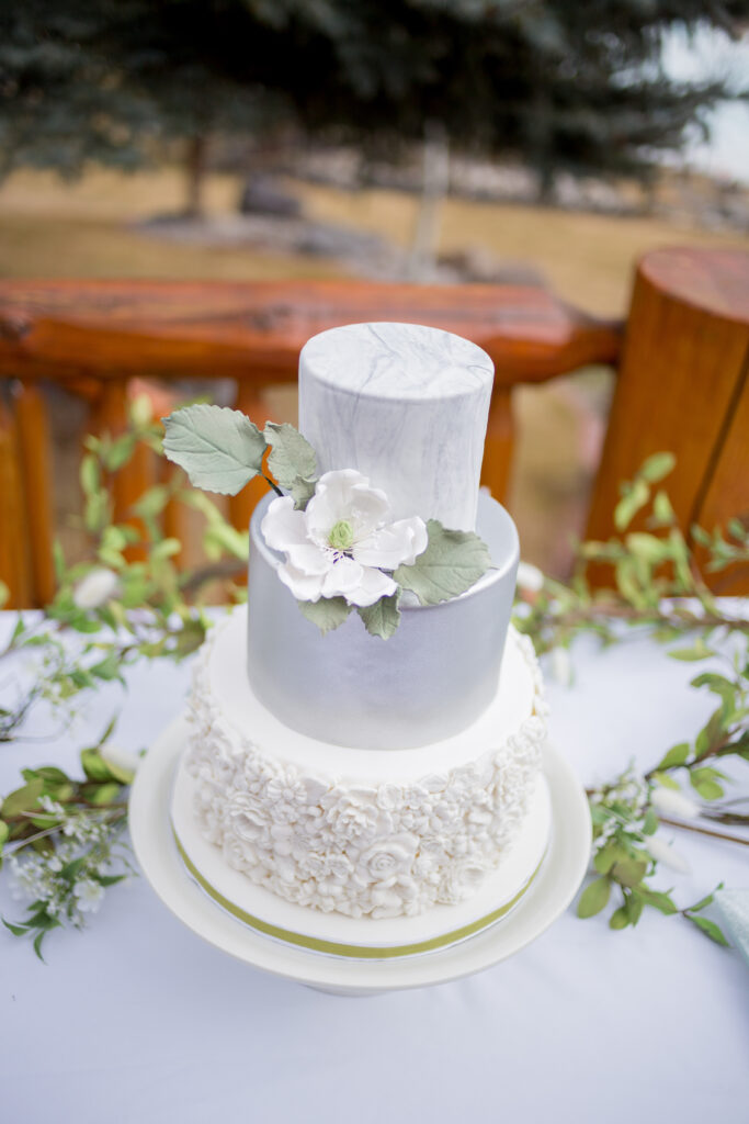 wedding-cakes-and-desserts