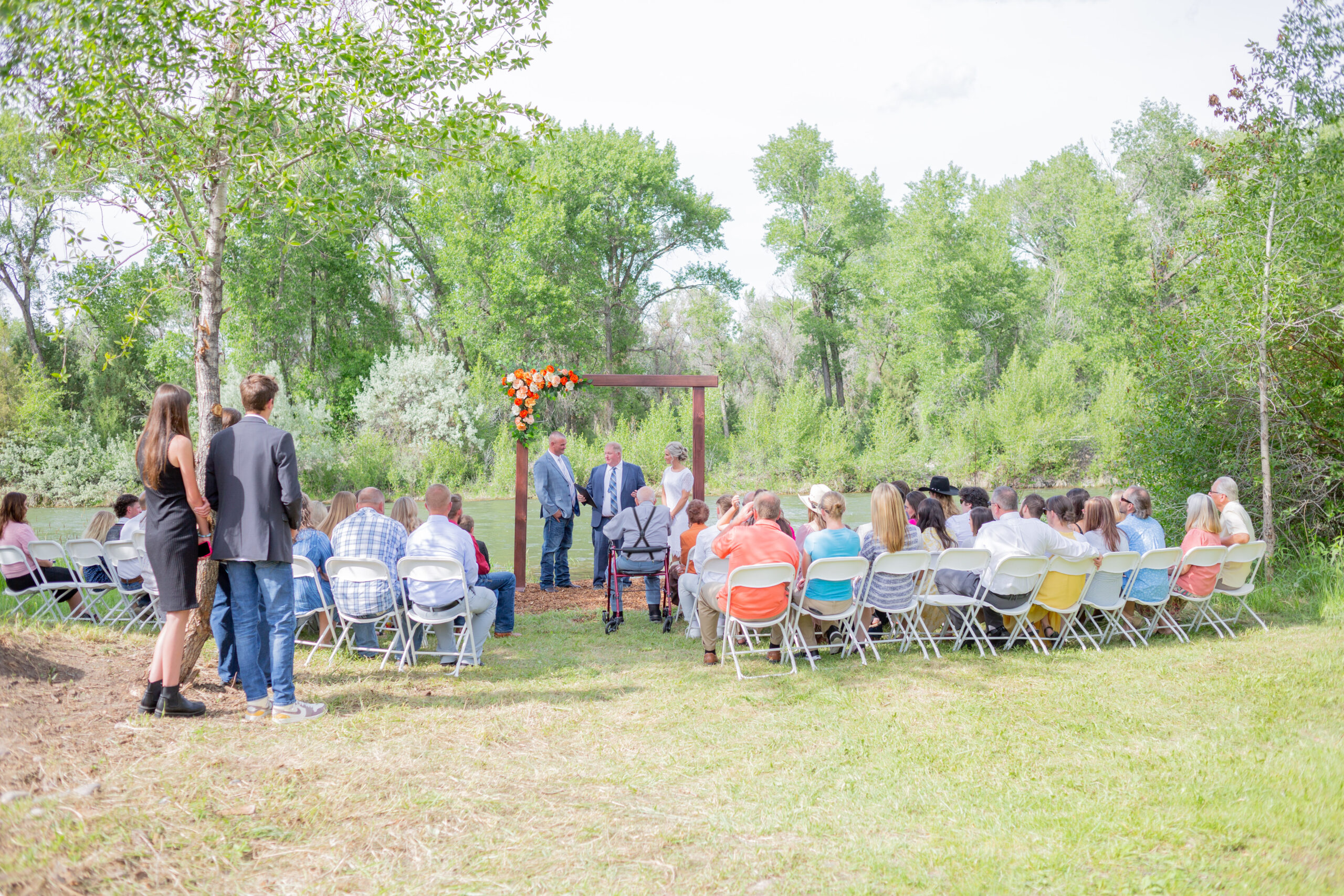 backyard-idaho-country-wedding-ceremony