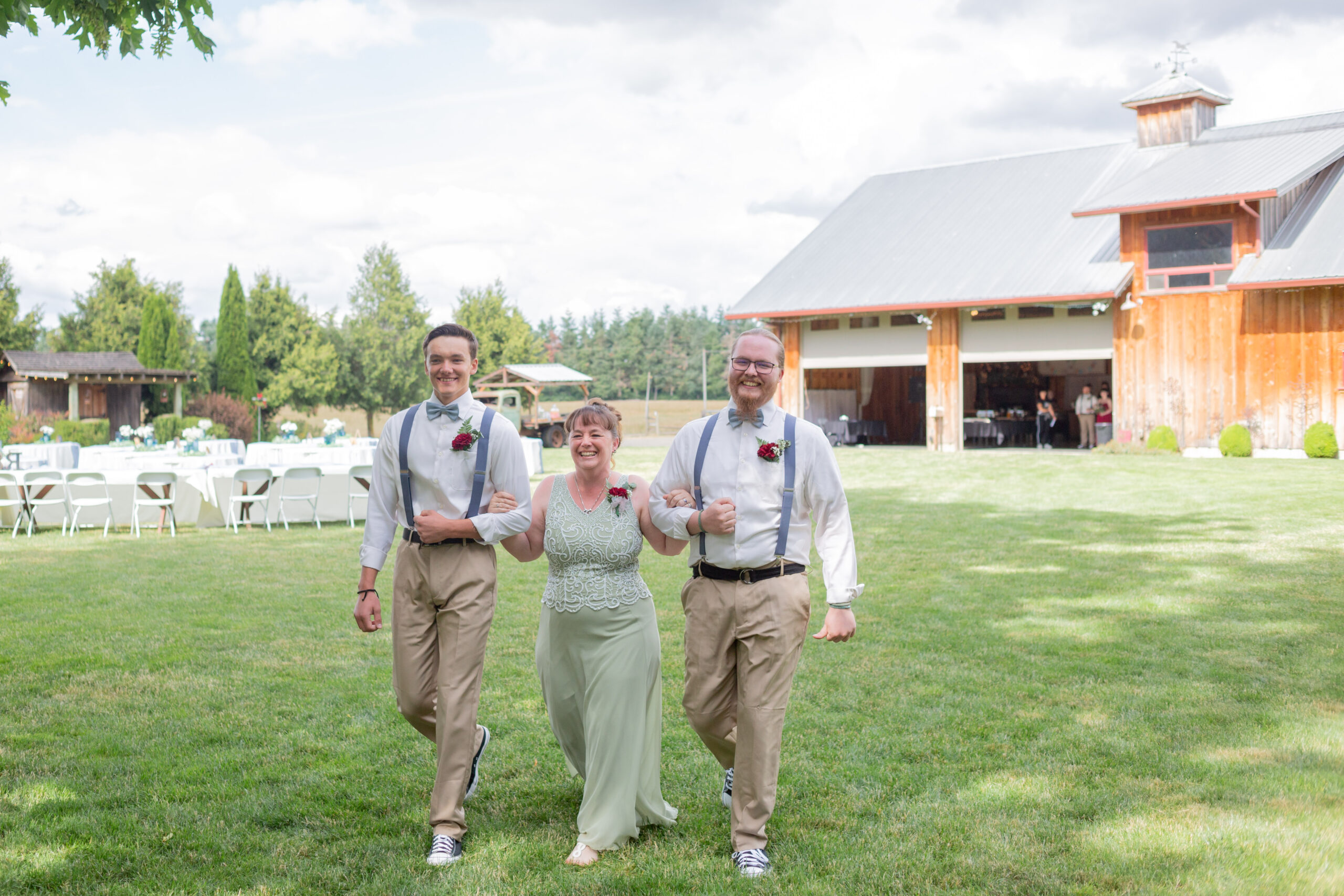 rustic-outdoor-oregon-wedding