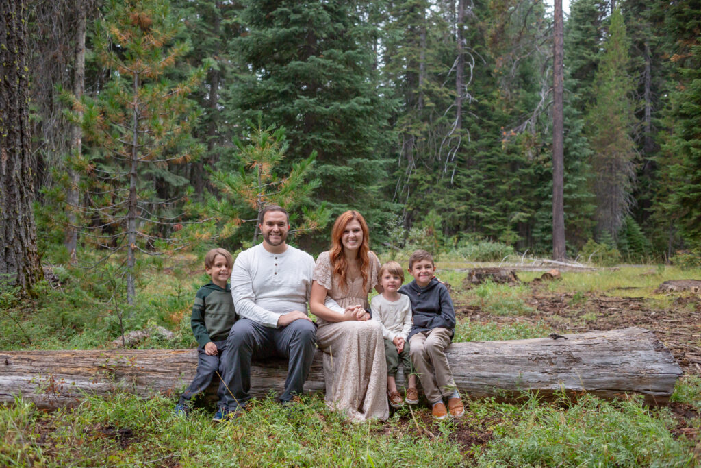 oregon-forest-family-session