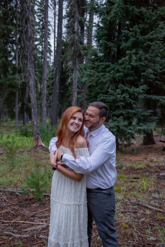 oregon-forest-couples-photographer